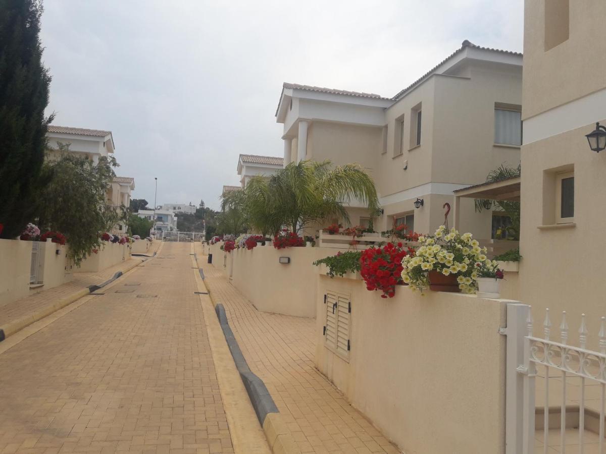 פרוטאראס Anthorina Villa 13 מראה חיצוני תמונה