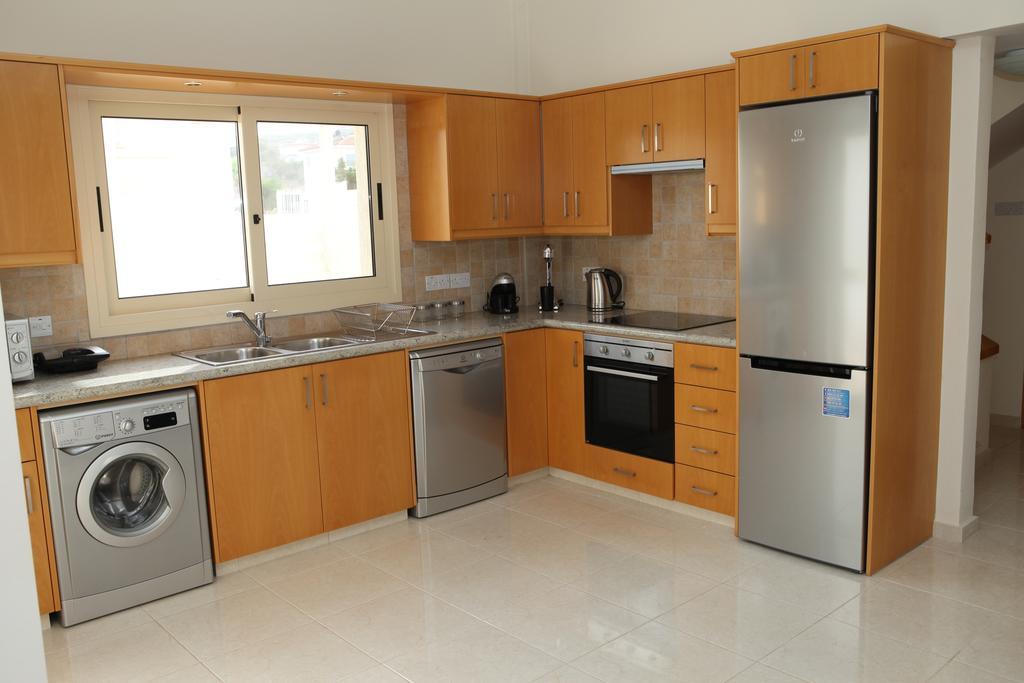 פרוטאראס Anthorina Villa 13 מראה חיצוני תמונה
